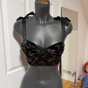 Black Floral Velvet Crop Top